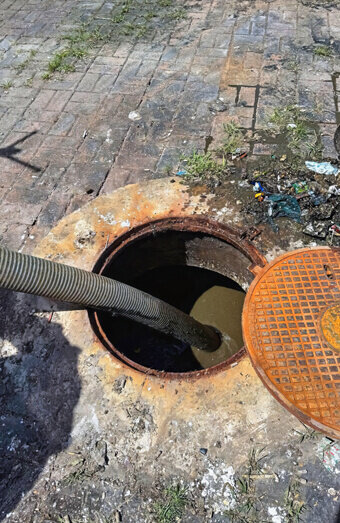 https://blockeddrainsgosnells.com.au/uploads/2025/07/blocked-drains-50219.jpg